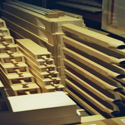 12 2006 Sw Holzpfeifen für das neue Schwellwerk warten auf ihren Einbau 4